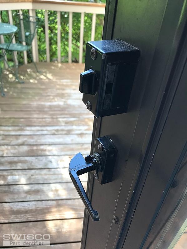 Cole Sewell estate door handle fell apart