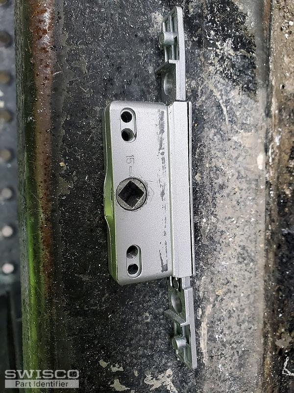 Door latch 