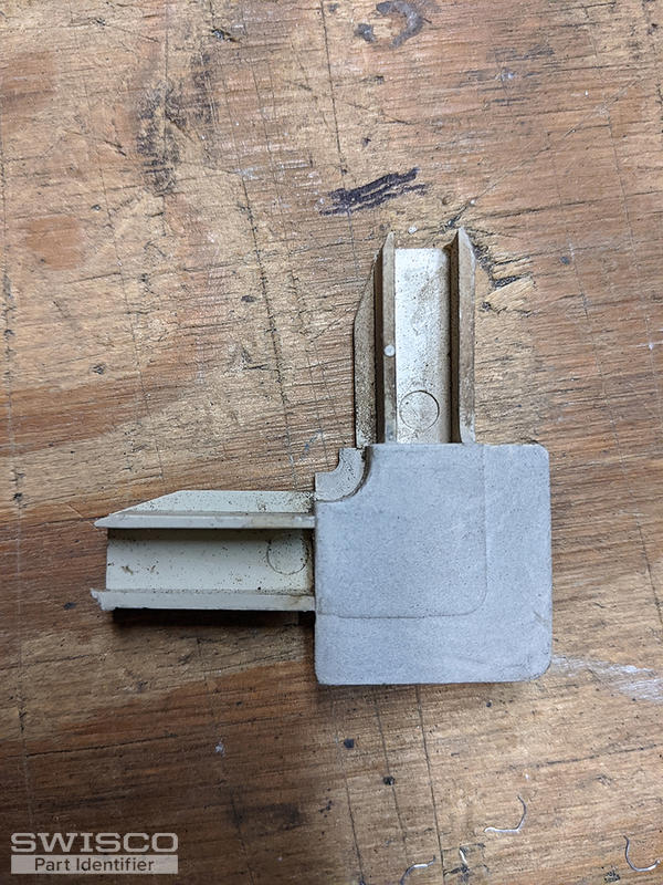 Extruded frame corner keys