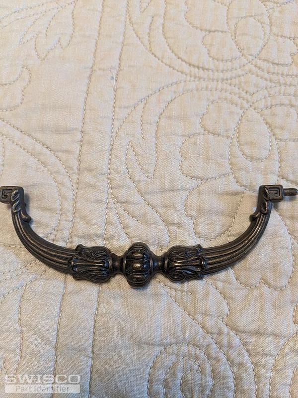 Dresser drawer pull replacement