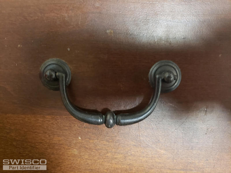 Broyhill Dresser 8 drawer unsure of age