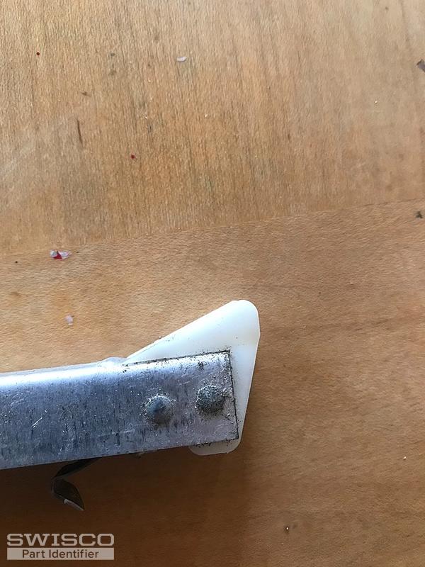 2840 Bottom, side view