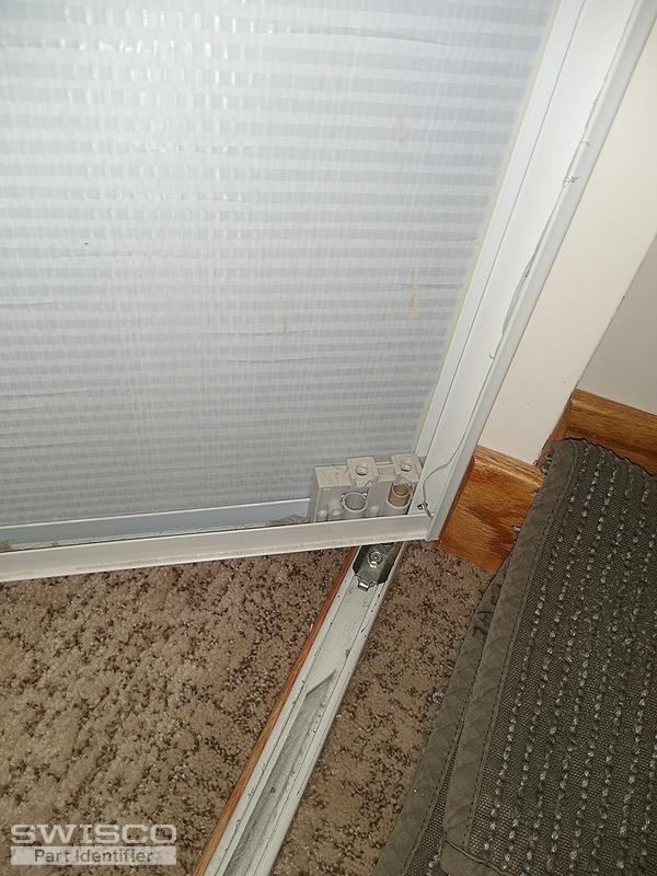 Mirrored bifold door hardware