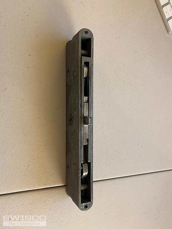 7 - top view of the broken lock