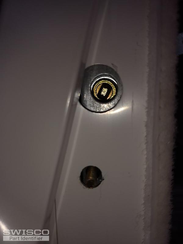 LScate tumbler hole