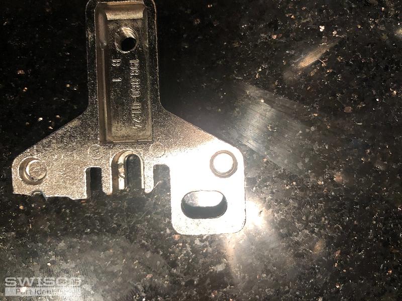 SmithHinge1