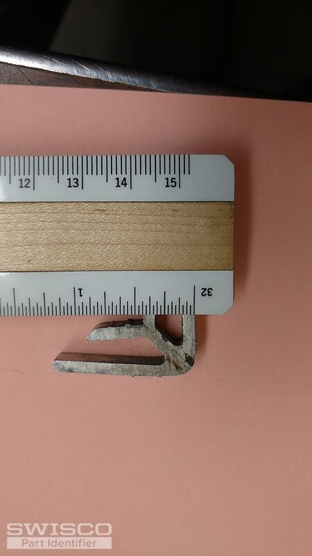 corner slot width