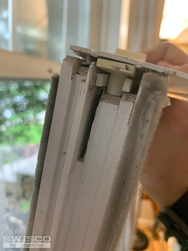 internal tilt latch white 1