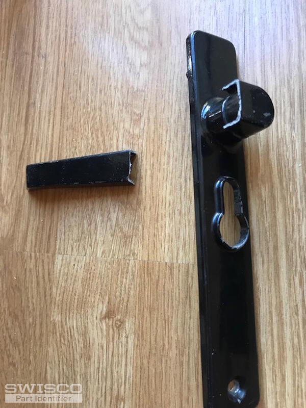 Broken handle for screen door