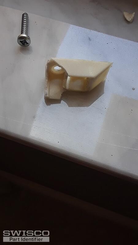 Balance retainer clip 3