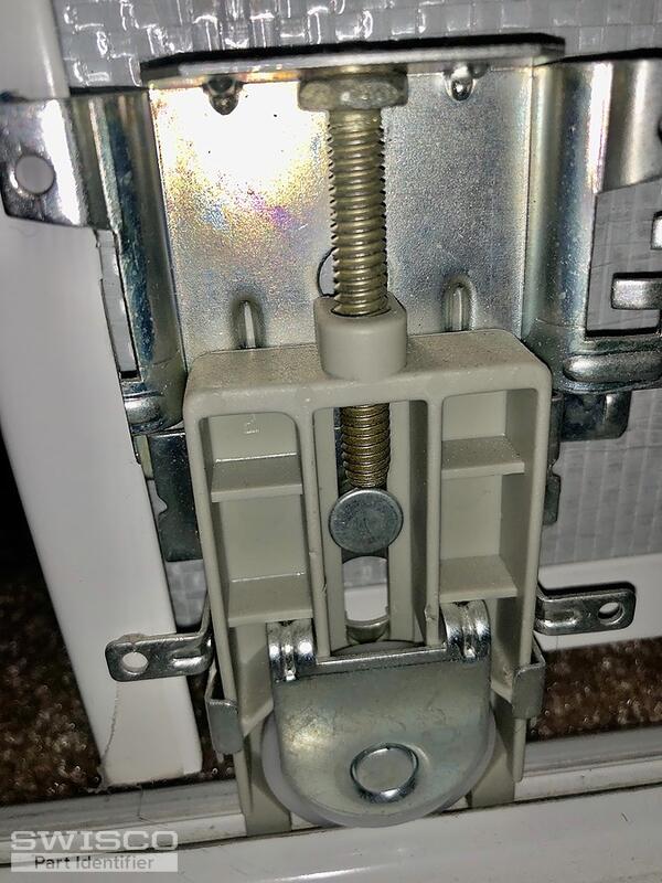 Slimfold bottom roller
