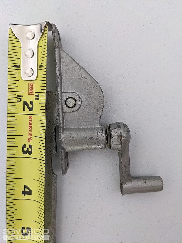 #59 window crank 2