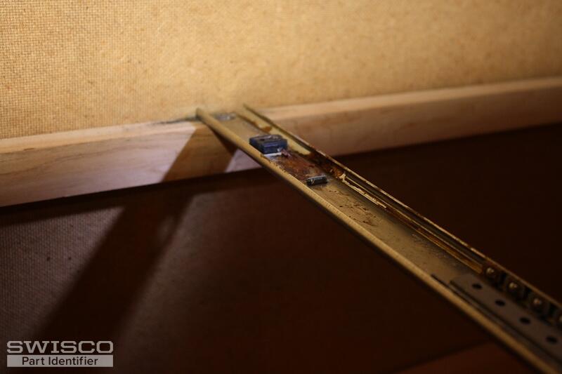 middle drawer
