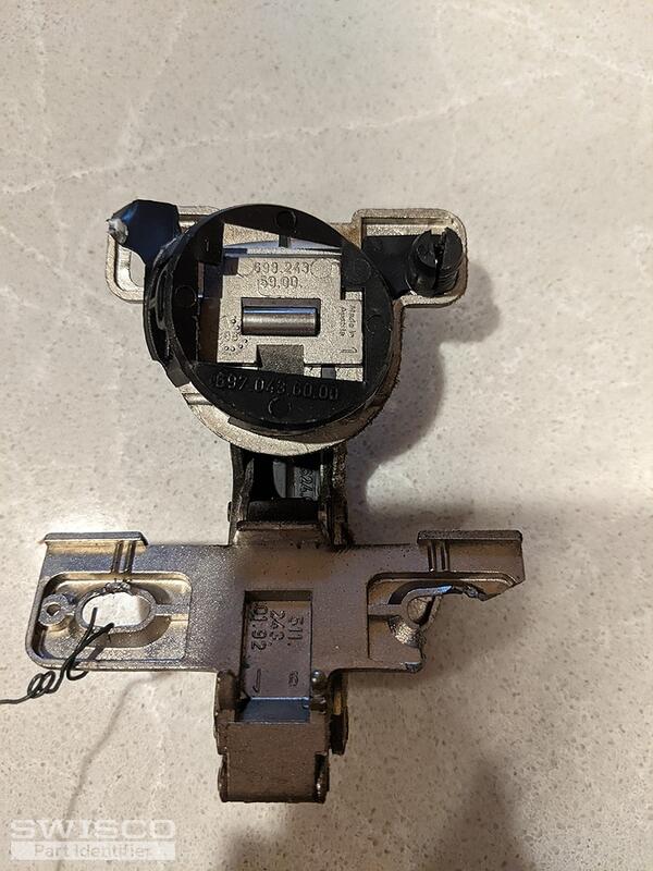 Mepla hinge