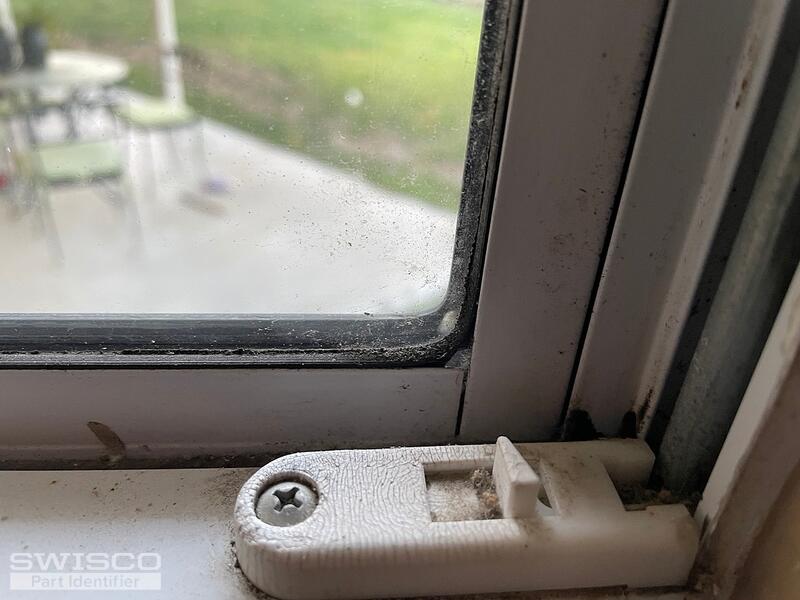 Top sash clip