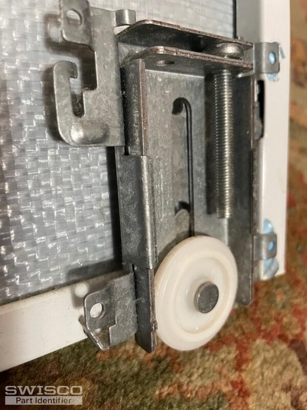 _BTTM DOOR FIXTURE