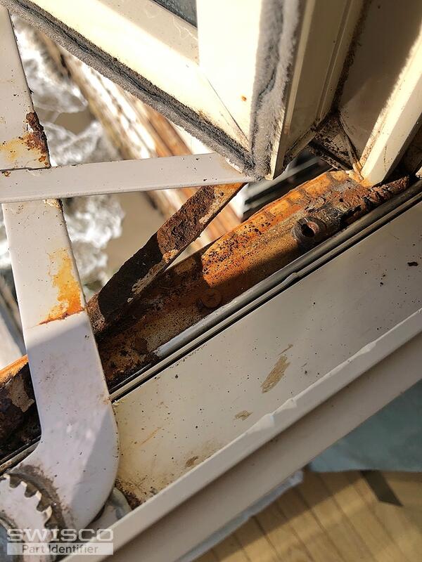 IMG_2583 rusted window sliding hinge mechanism