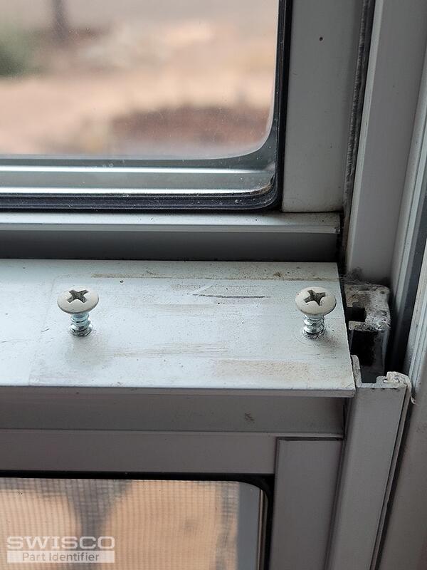 right side uninstalled latch