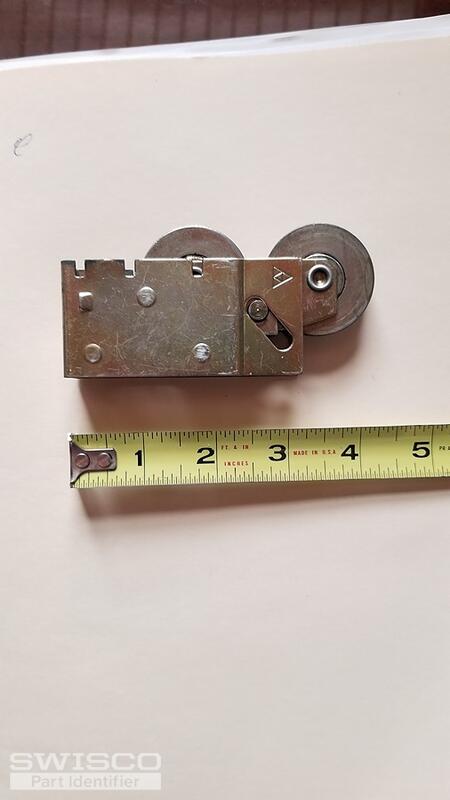 Reinhart Slider Roller Image 1