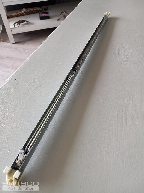 window rail1