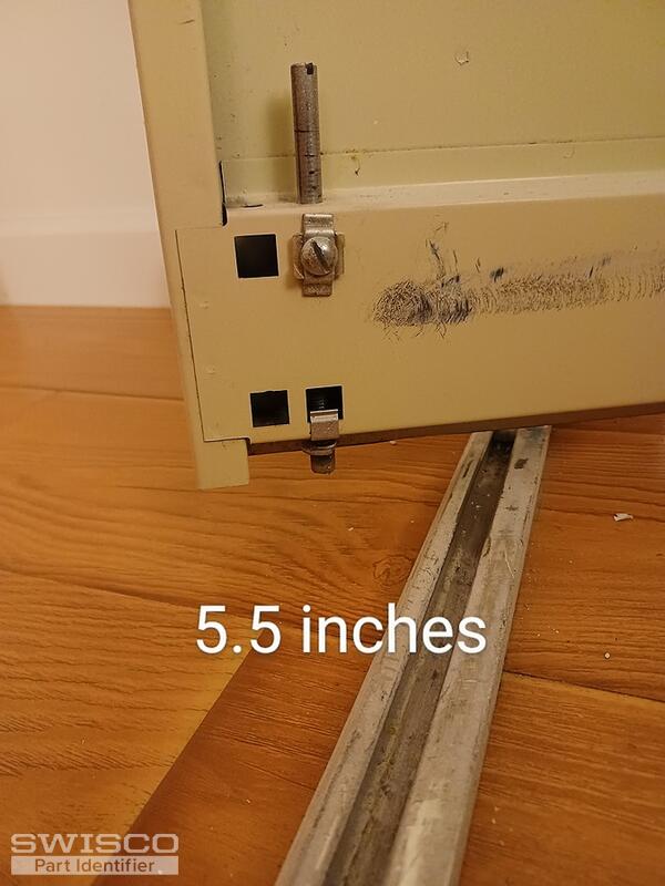 Thumbnail of the uploaded file named closet hardware 5.jpg
