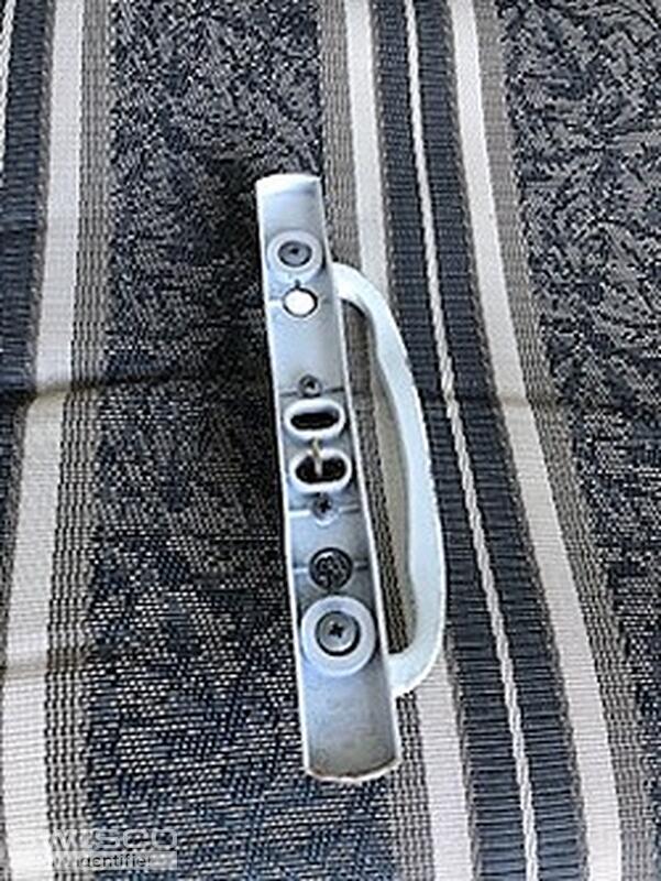 Simmonton door handle