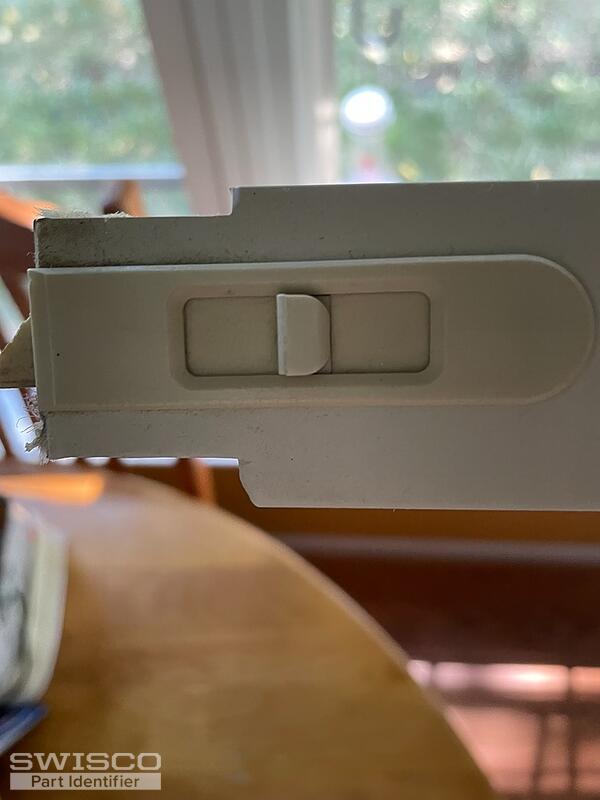 IMG-6873 tilt latch