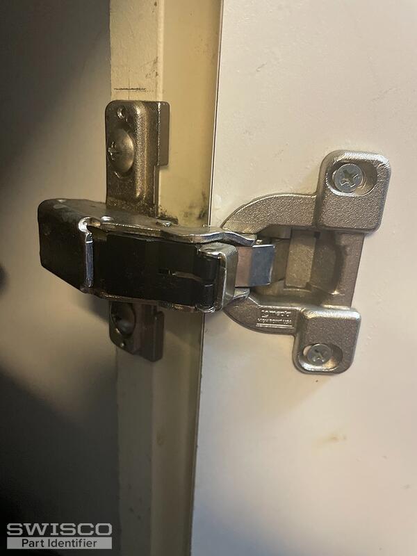 Corner kitchen hinge