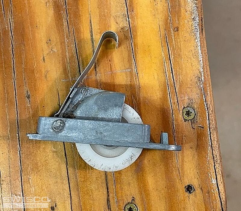 Peachtree Screen Door wheel out of door
