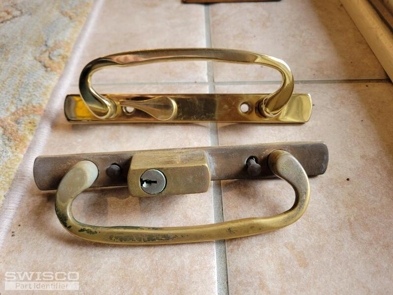 Sash door lock