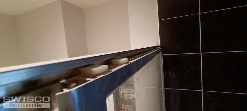 Shower clip insitu