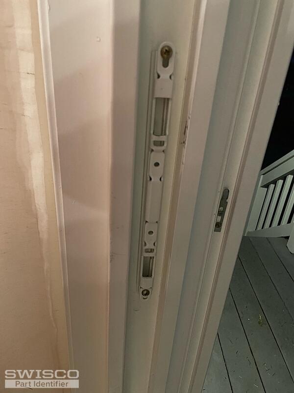 My new double hook mortise lock doesnt line up