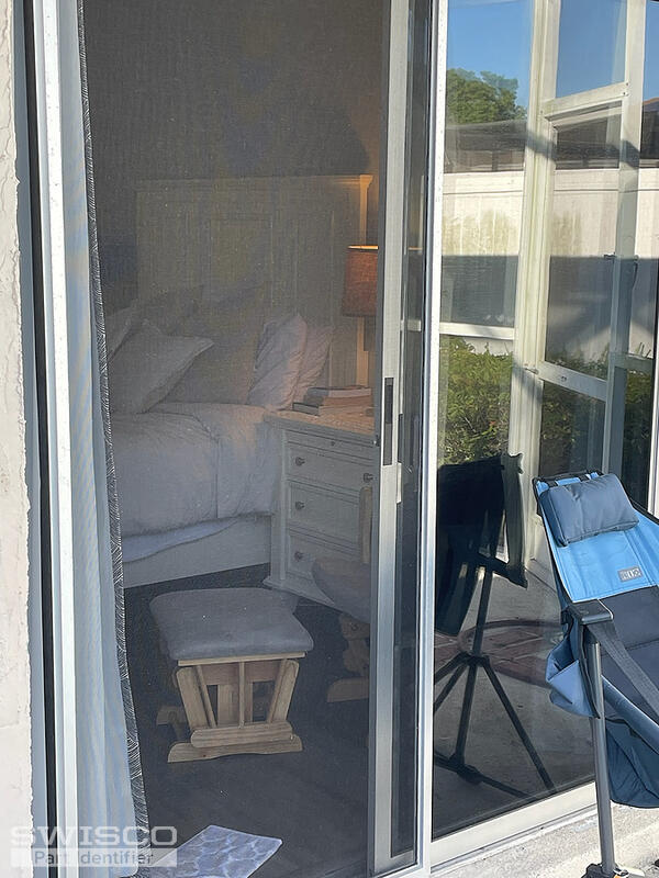 Sliding door Exterior 2