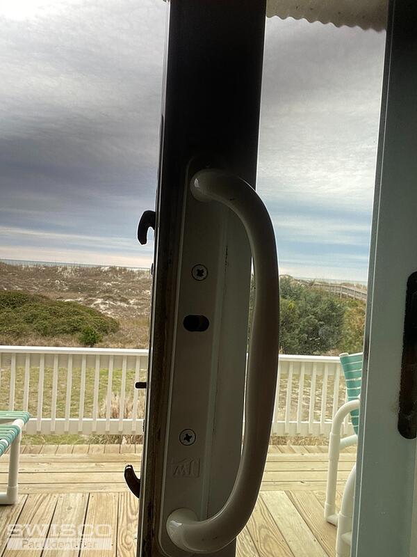 Searching for Sliding glass door latch that goes with 82249 and 82265