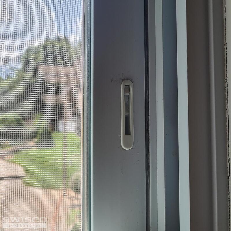 Window lock (broken) 2