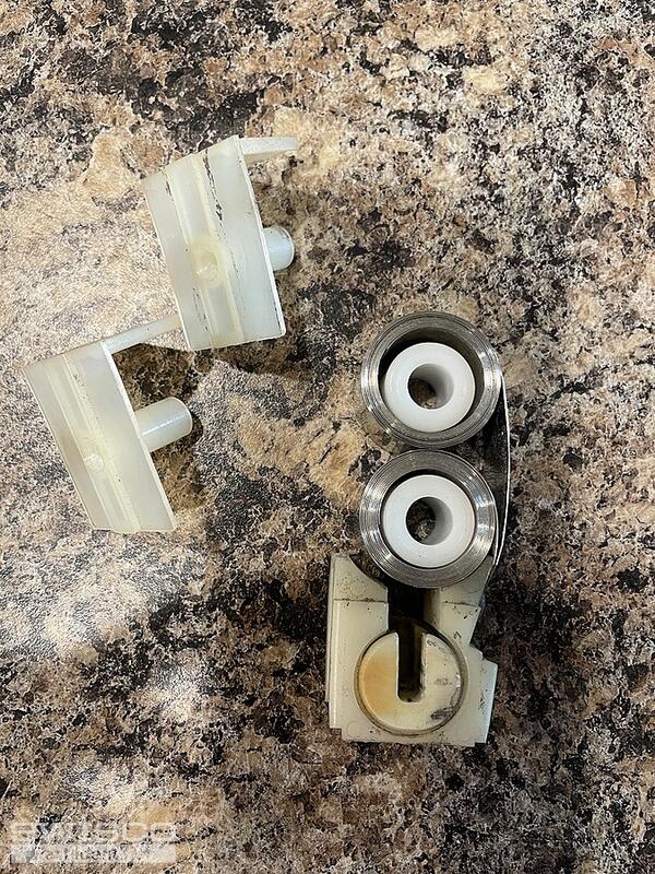 Simonton double hung window