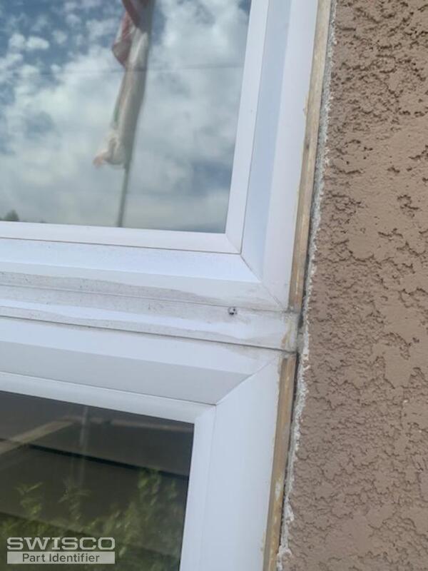 close up of transom connector and glazing bead