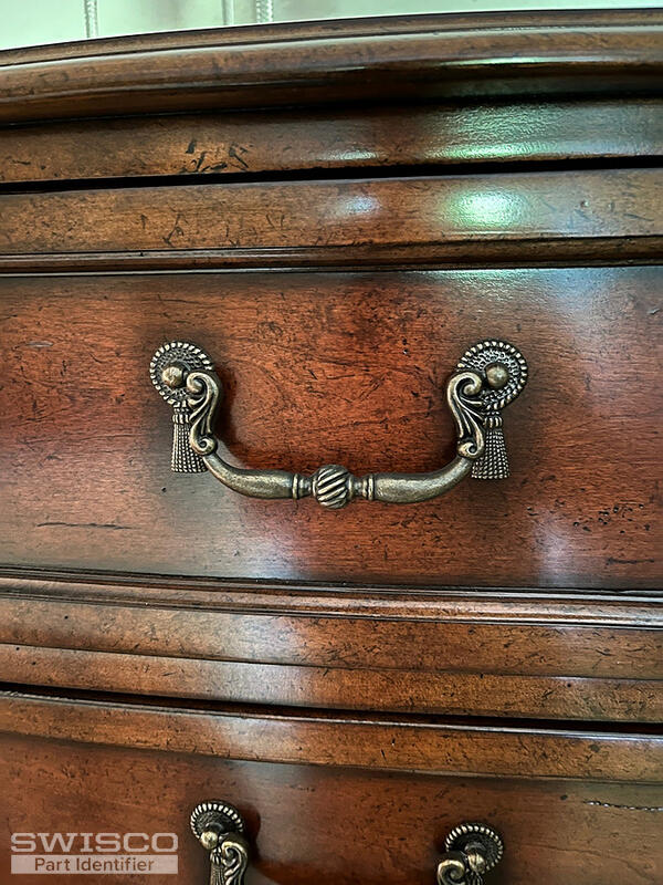 drexelheritageeightdrawerdresser drawer pulls