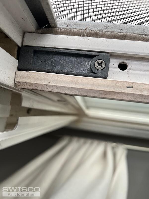 Window sash pivot bar