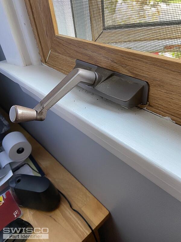 crank mechanisms for casement windows