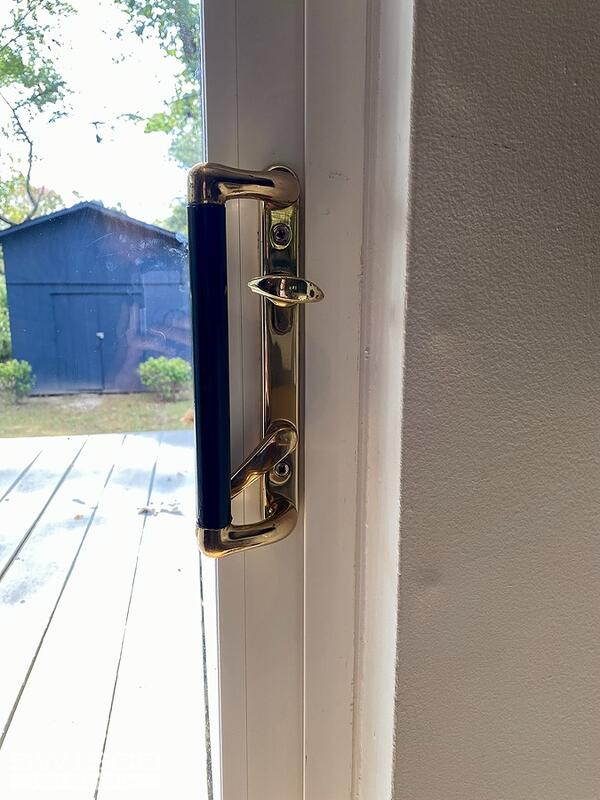 Door1
