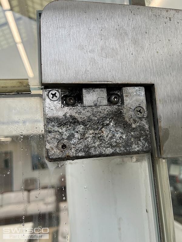 close up view pivot