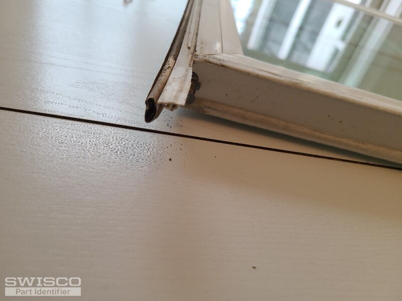 BULB SEAL WEATHERSTRIPPING