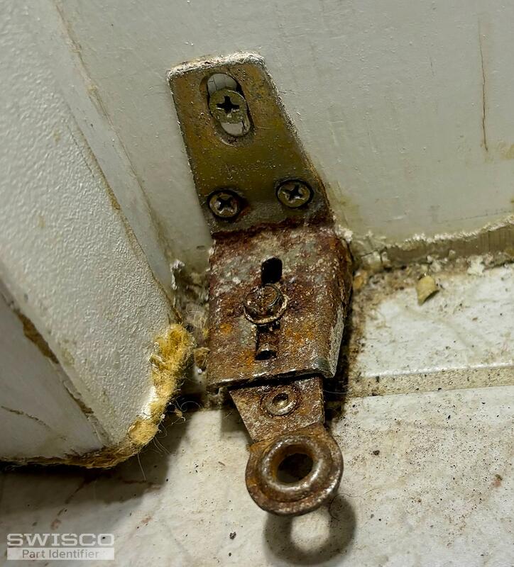 johnson pivot bracket