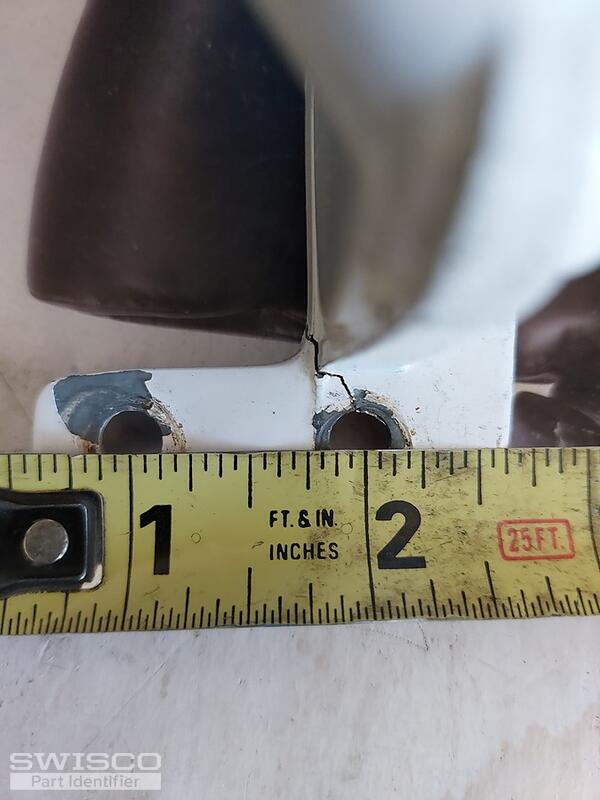 bottom tab holes