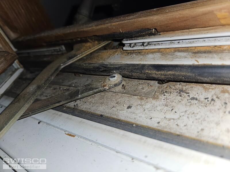 base hinge