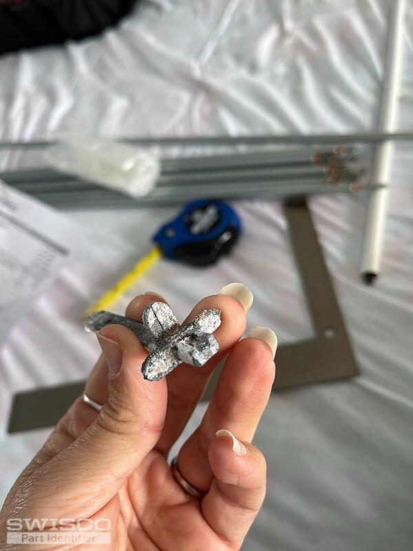 pivot bar end view