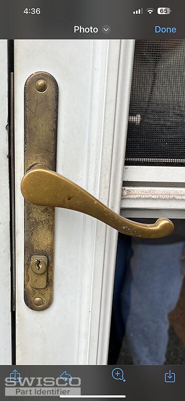 squared off key lock