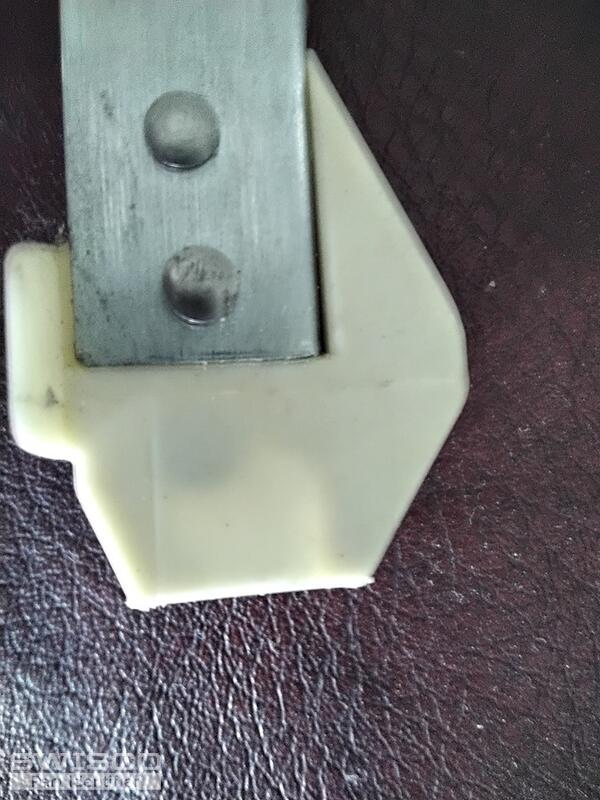 Bottom Attachment