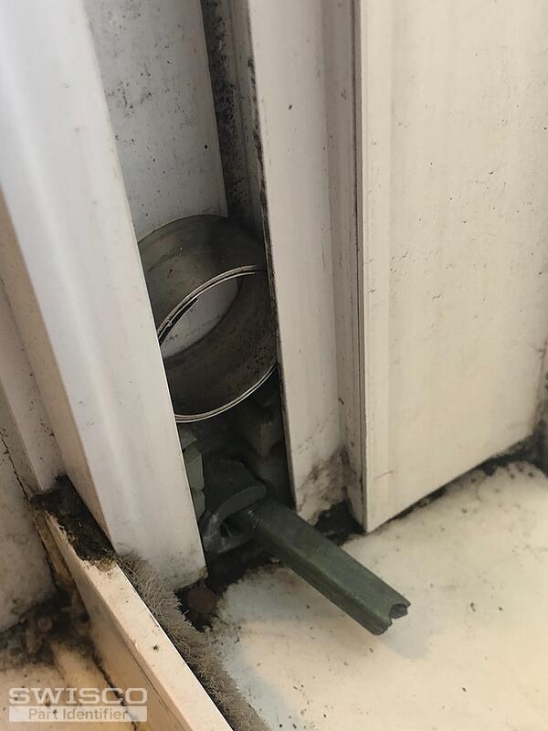 damaged pivot bar